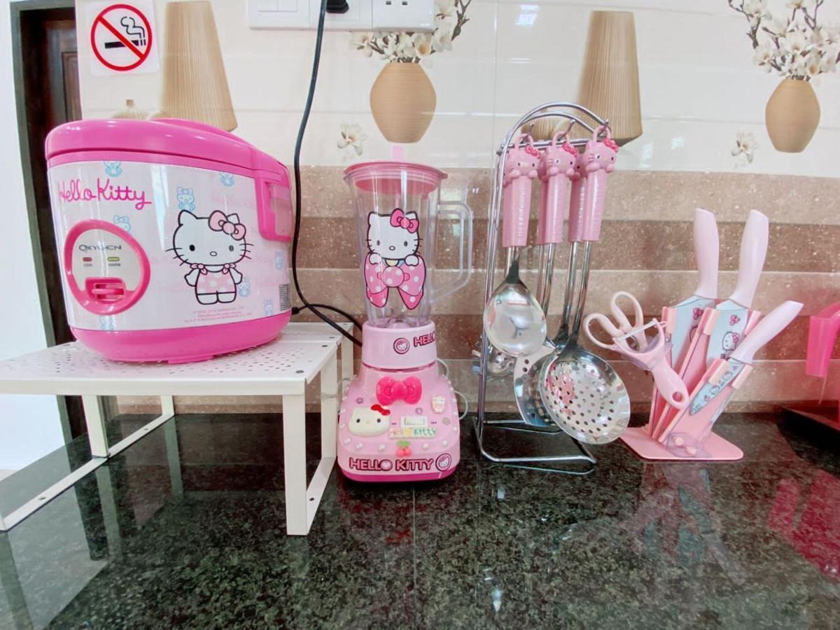 Hellokitty House - Unit 1 Holiday home Kuala Terengganu