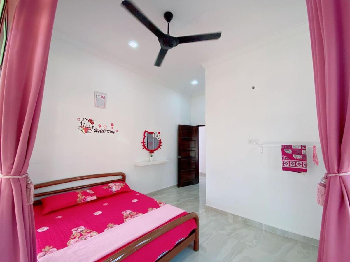 Hellokitty House - Unit 1 Kuala Terengganu