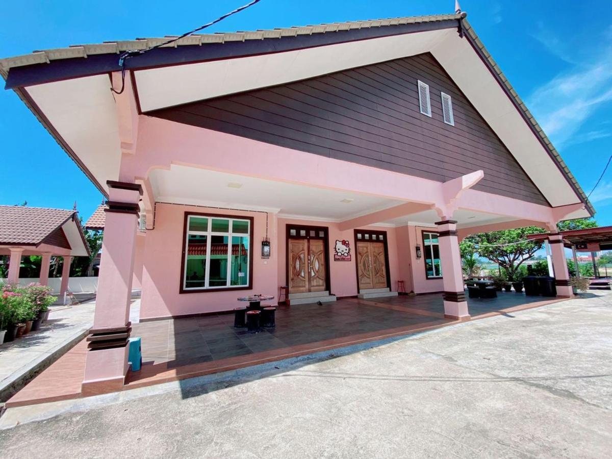 Hellokitty House - Unit 1 Holiday home *