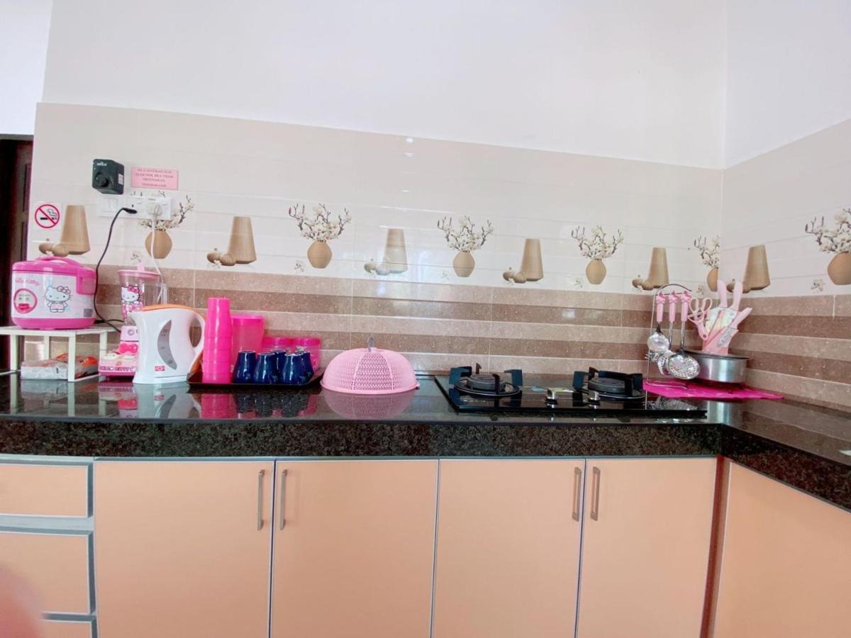 Hellokitty House - Unit 1 Holiday home